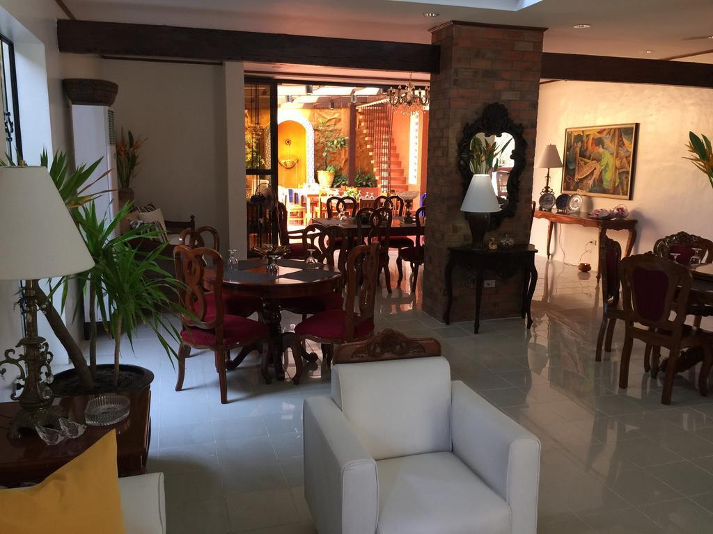 Casa Roces Panzió Legazpi Kültér fotó